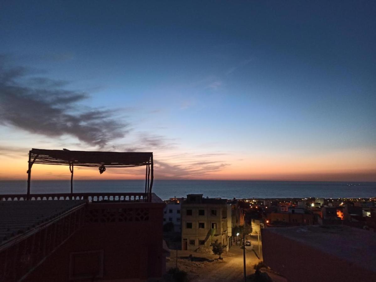Casanostra Hotel Tamraght Buitenkant foto