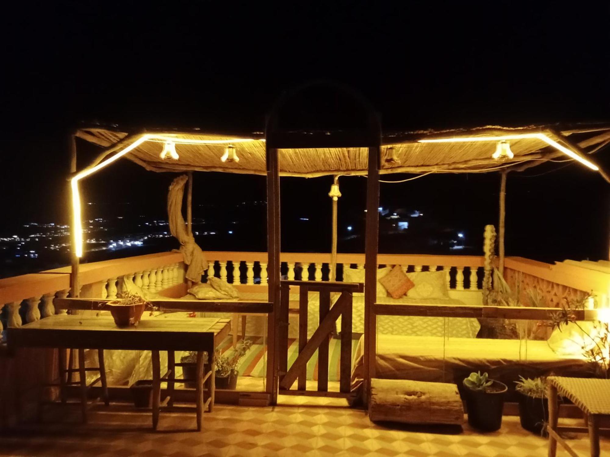 Casanostra Hotel Tamraght Buitenkant foto